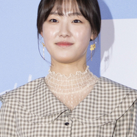 김고은